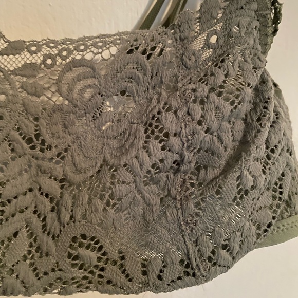 NWT Aerie’s Collection Unlined Balconette Bra 32B - Picture 2 of 10